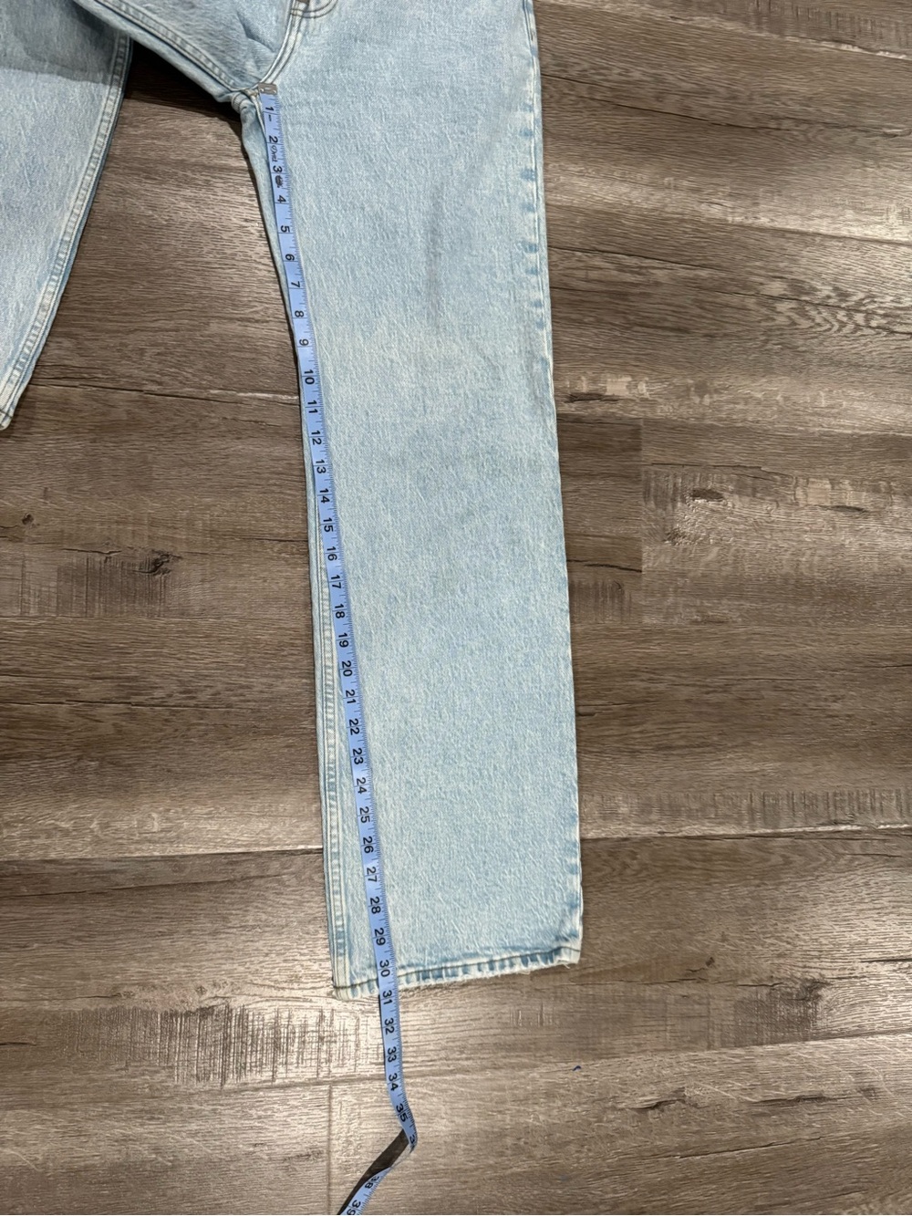 Abercrombie 90s Relaxed High Rise Light Wash Jeans 26R - Picture 11 of 15
